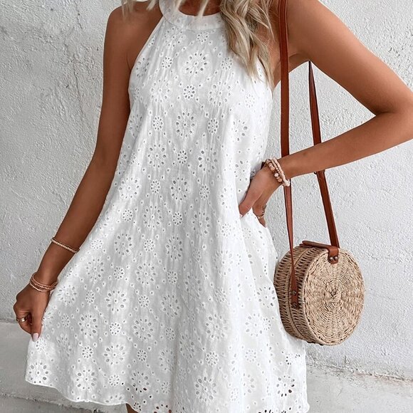 Dresses & Skirts - Boho White Women's Eyelet Halter Neck Tunic with Embroidery & Keyhole Back